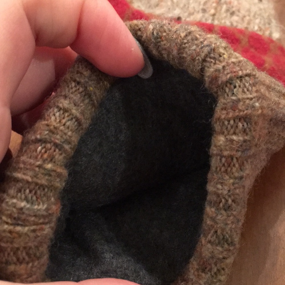 mittens - Picture 2 of 2